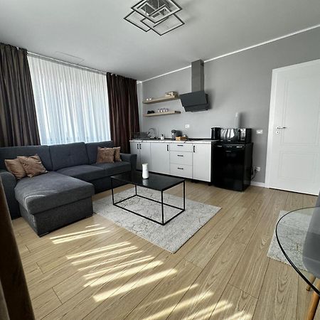 Em02- Apartament 2 Camere Luxury Târgu Jiu Exterior foto
